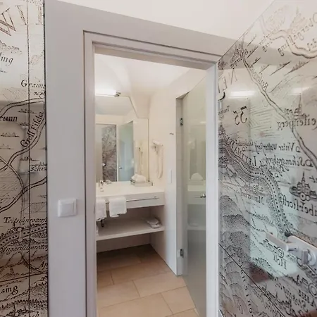 Freigut Thallern Guest house